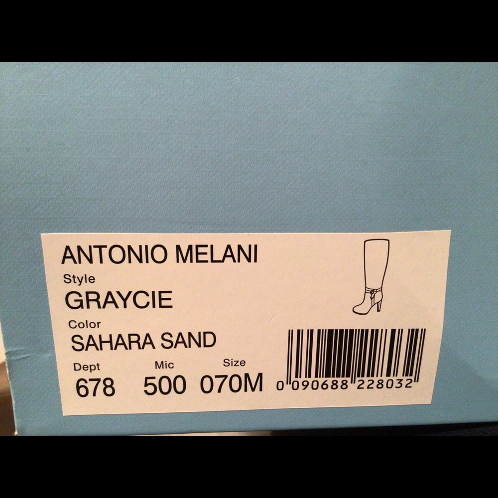 Boots size 7M - Picture 3 of 3